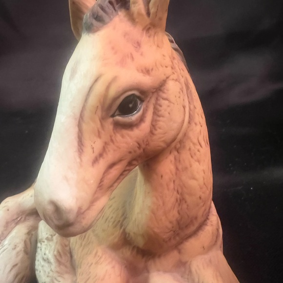Horse figurine sculpture vtg pony foal signed artist J Brown RSL 1980 - Picture 5 of 11